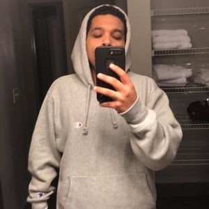 Meet your Posher, Devin